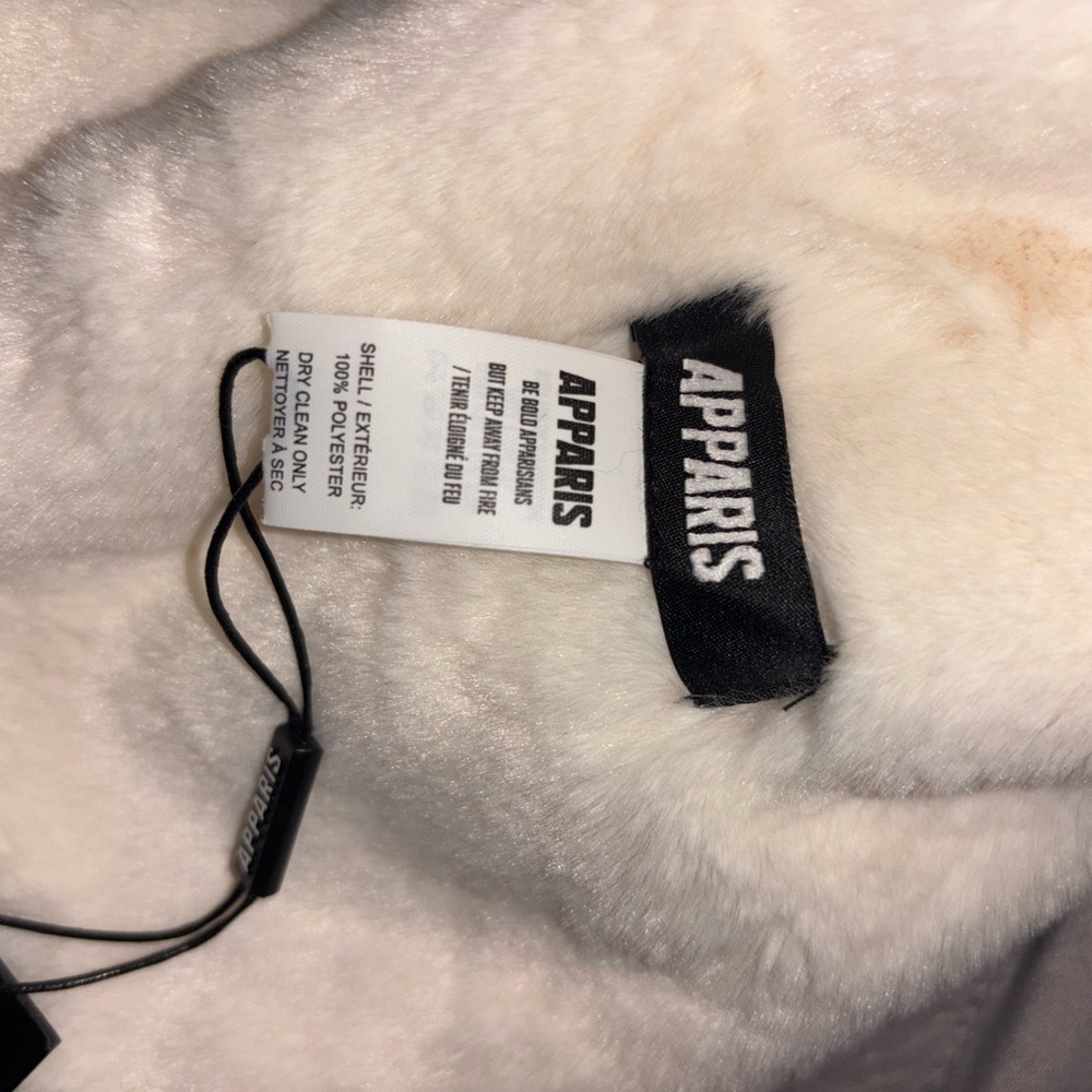 Apparis Cream Colored Scarf - Picture 5 of 5